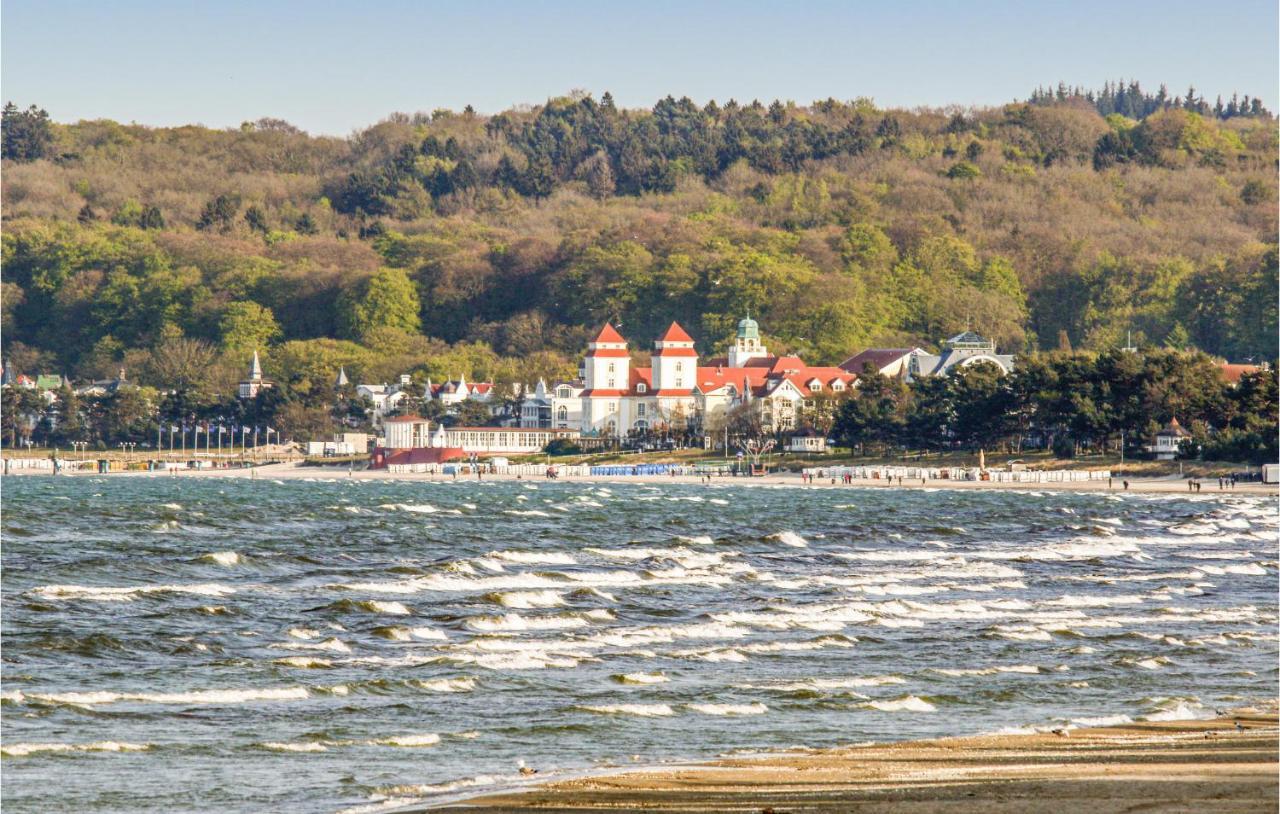 Prora Solitaire Panorama 01 Binz